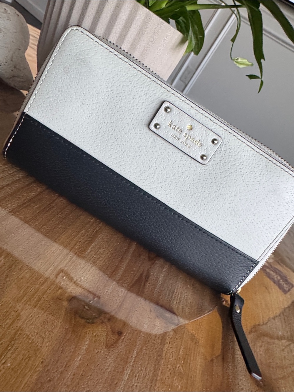 kate spade Two-Tone Black and White Zip Around Wallet